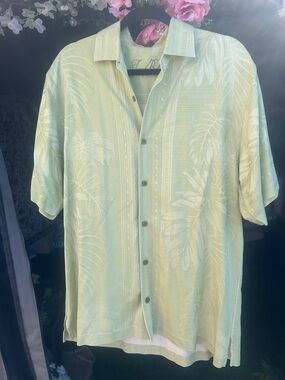 Tommy Bahama Light Green Tropical Short-Sleeve Button Shirt